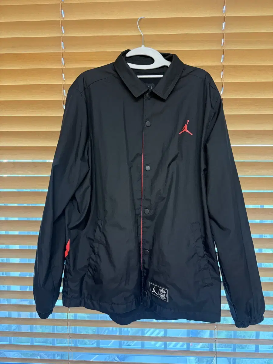 ナイキ PSG x ジョーダンコーチジャケット赤外線 M サイズ A